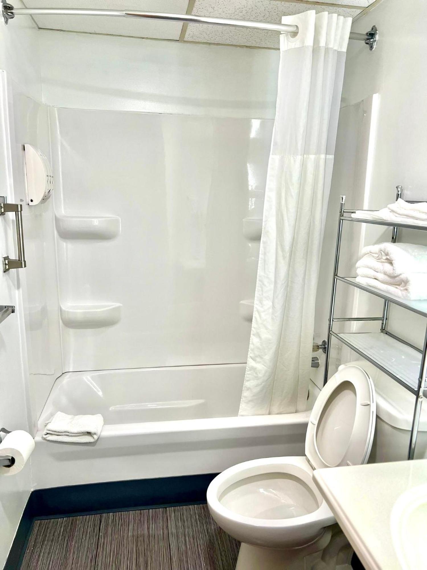 Travelodge By Wyndham Gallipolis Eksteriør bilde